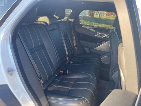 Used 2023 Land Rover Range Rover Velar R-Dynamic S image 21