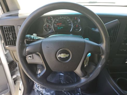 Used 2015 Chevrolet Express 3500 Extended w/ Chrome Appearance Package RWD image 25