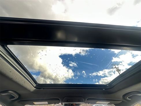 Used 2023 Cadillac XT6 Premium Luxury w/ Technology Package image 26