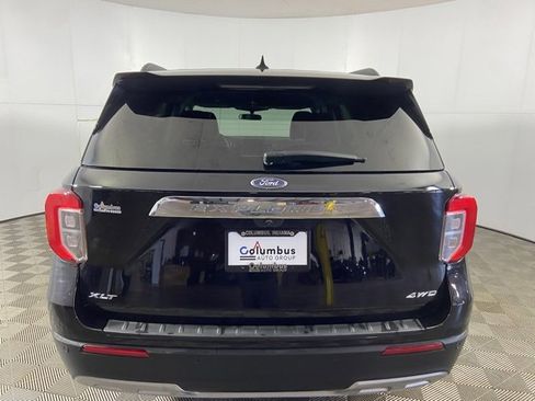 Used 2023 Ford Explorer XLT w/ Equipment Group 202A image 8