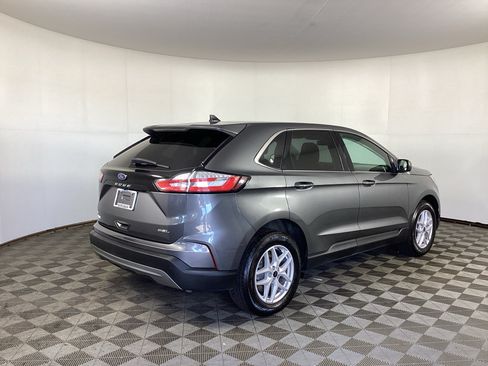 Used 2023 Ford Edge SEL w/ Convenience Package AWD/4WD image 2