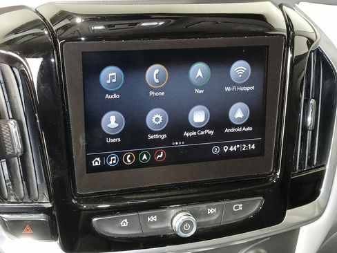 Used 2020 Chevrolet Traverse LT w/ LT Premium Package AWD/4WD image 24