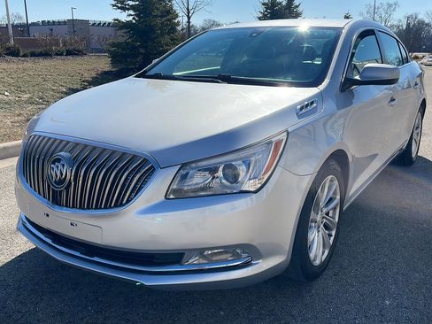 Used 2016 Buick LaCrosse image 3