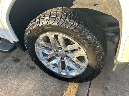 Used 2022 GMC Sierra 1500 SLT image 10