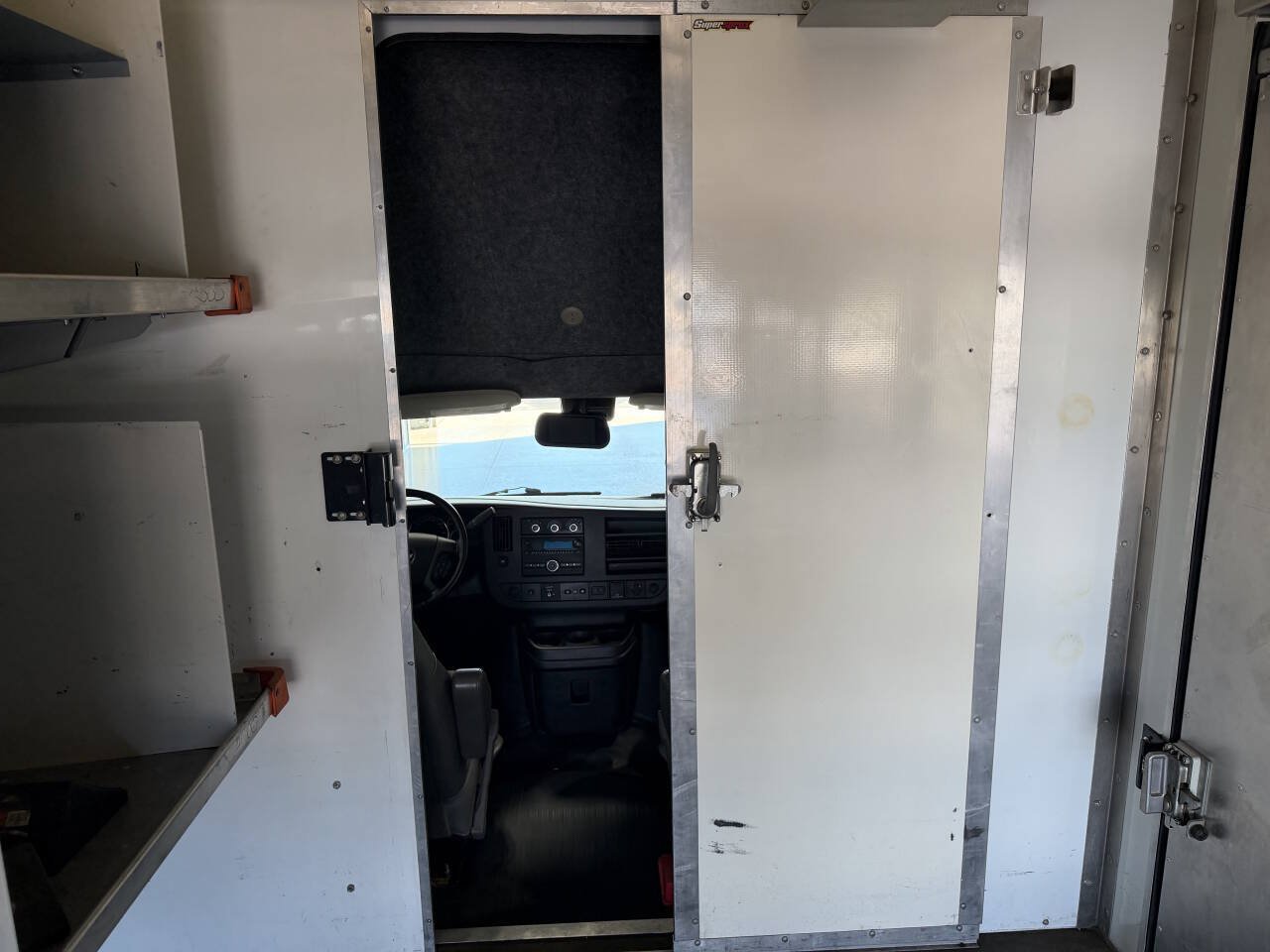 Used 2021 Chevrolet Express 3500 w/ Power Convenience Package RWD image 16
