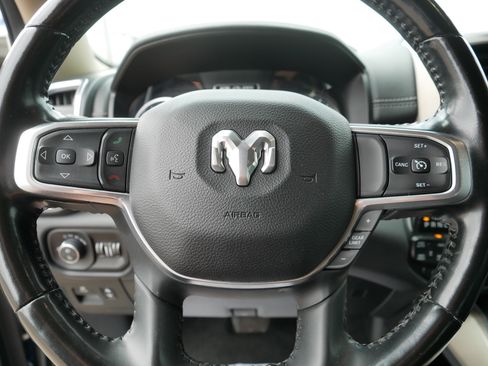 Used 2021 RAM 1500 Laramie AWD/4WD image 25