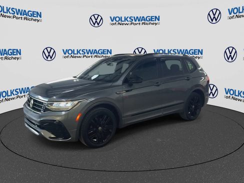 Used 2022 Volkswagen Tiguan SE R-Line FWD image 4
