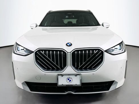 Used 2025 BMW X3 xDrive30i AWD/4WD image 2