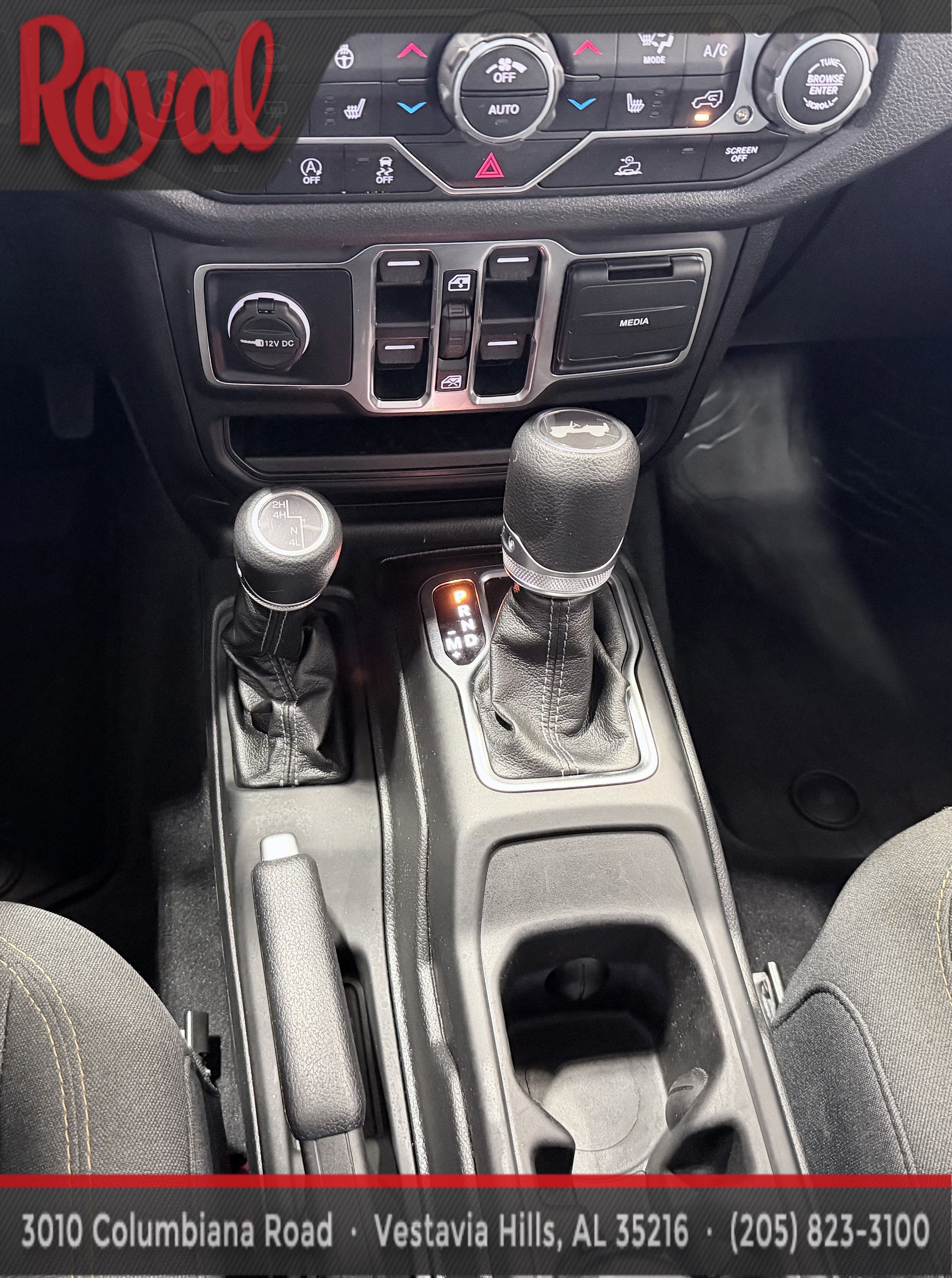 Used 2024 Jeep Wrangler Unlimited Sport AWD/4WD image 24
