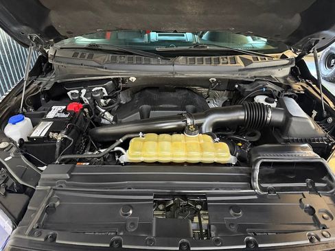 Used 2020 Ford F150 Lariat w/ Equipment Group 502A Luxury AWD/4WD image 35