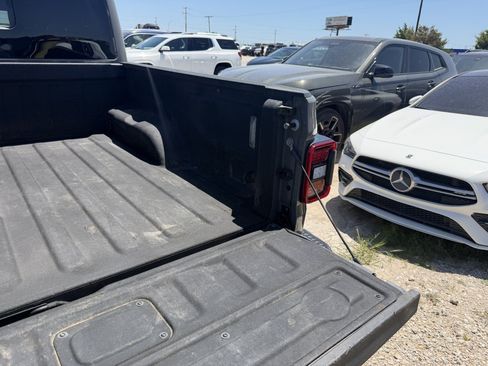 Used 2020 Jeep Gladiator Mojave AWD/4WD image 5