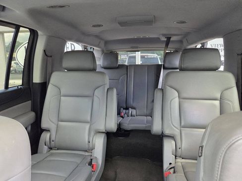 Used 2015 Chevrolet Suburban LT AWD/4WD image 16