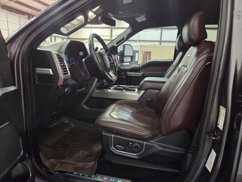 Used 2017 Ford F250 Platinum image 6