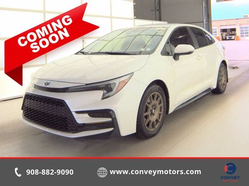 Used 2024 Toyota Corolla SE FWD image 1