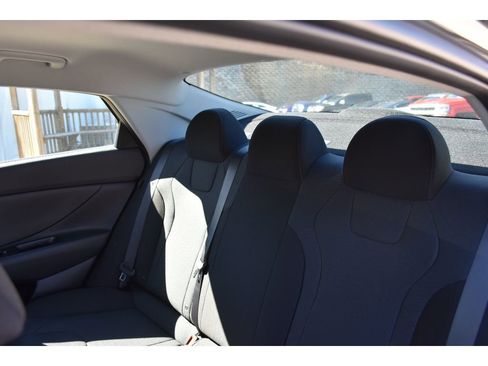 New 2026 Hyundai Elantra SE image 27