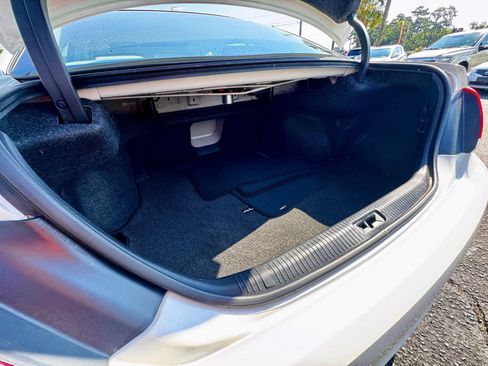 Used 2011 Toyota Avalon Limited FWD image 22