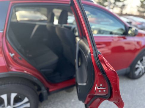 Used 2017 Toyota RAV4 LE image 12