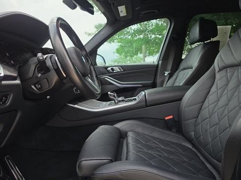 Used 2023 BMW X5 xDrive40i w/ M Sport Package AWD/4WD image 18