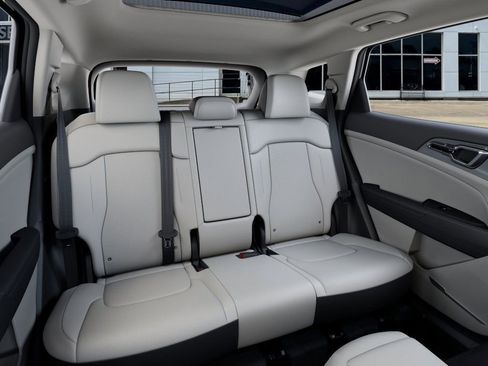 New 2026 Kia Sportage EX w/ EX Panorama Roof Package image 18