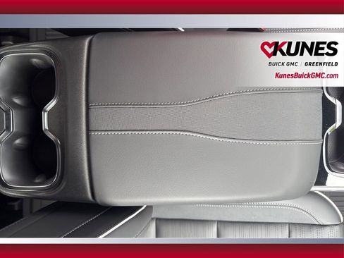 New 2026 Buick Enclave Sport Touring w/ LPO, Floor Liner Package image 32