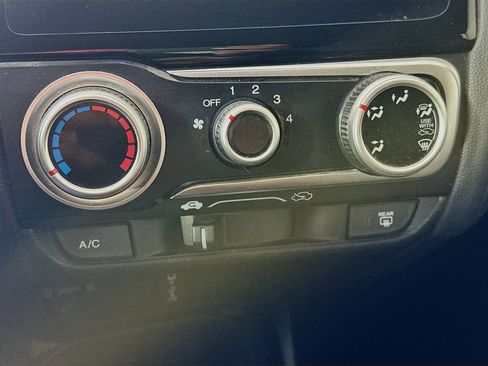 Used 2018 Honda Fit Sport image 17