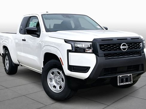 New 2026 Nissan Frontier S image 2
