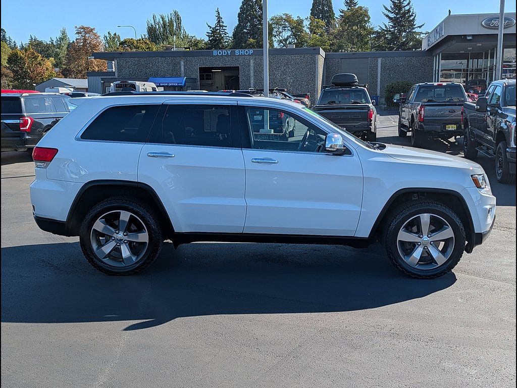 Used 2016 Jeep Grand Cherokee Limited AWD/4WD image 4