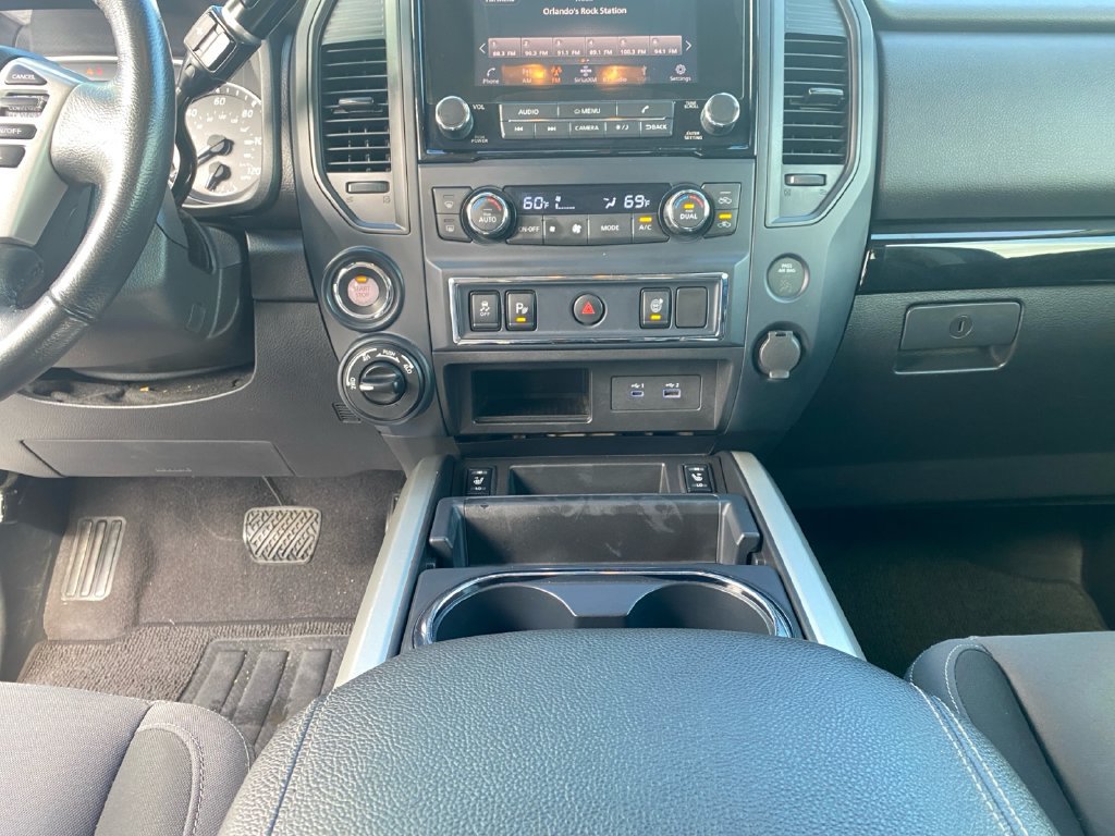Used 2023 Nissan Titan SV w/ SV Convenience Package AWD/4WD image 11