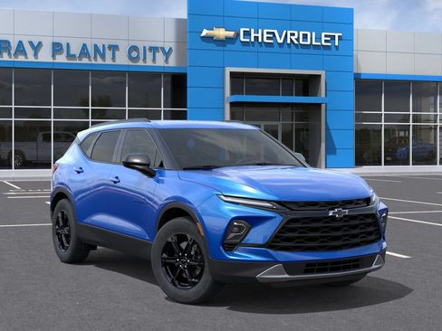 New 2026 Chevrolet Blazer LT w/ Convenience Package FWD image 7