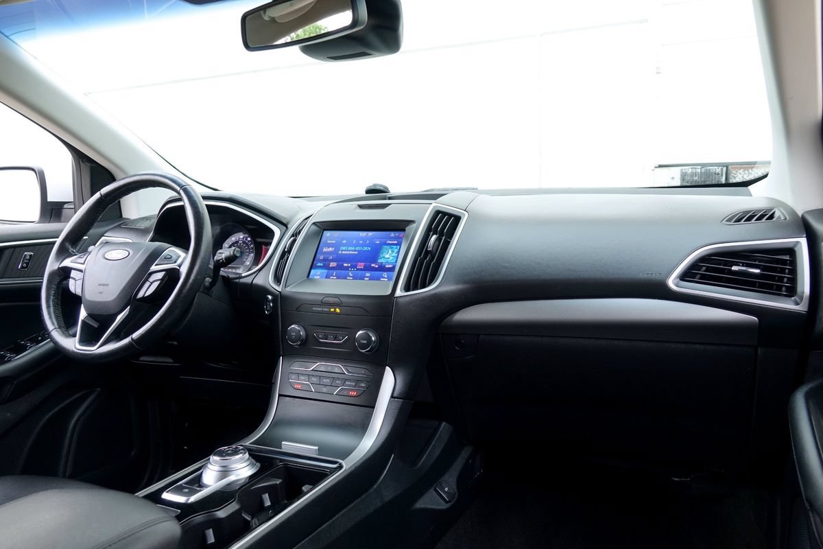 Used 2020 Ford Edge SEL w/ Convenience Package AWD/4WD image 7