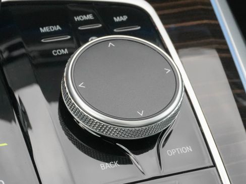 Certified 2023 BMW X5 xDrive45e w/ M Sport Package image 30