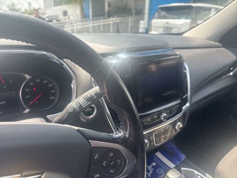 Used 2020 Chevrolet Traverse LT image 22