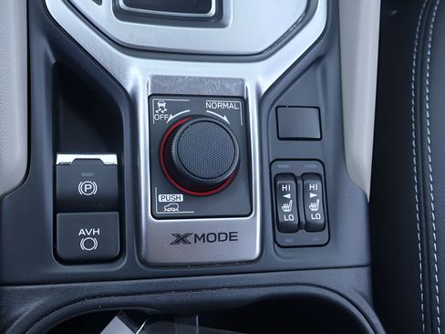 Certified 2023 Subaru Forester Premium AWD/4WD image 25