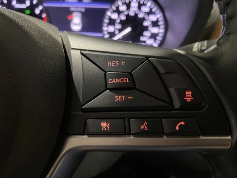 Used 2022 Nissan Sentra SV w/ SV Premium Package image 19