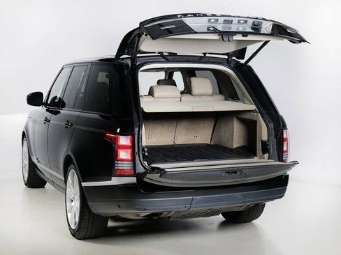 Used 2017 Land Rover Range Rover Supercharged image 33