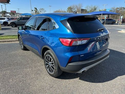 Used 2022 Ford Escape SE w/ Convenience Package image 4