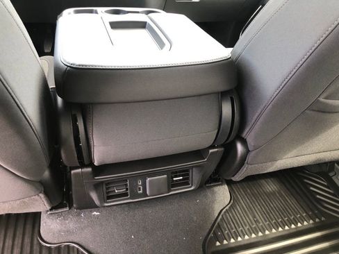 New 2025 GMC Sierra 1500 Elevation AWD/4WD image 39