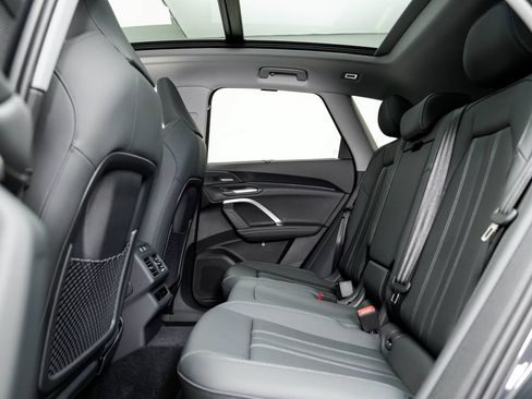 New 2026 Audi Q5 Premium Plus AWD/4WD image 22