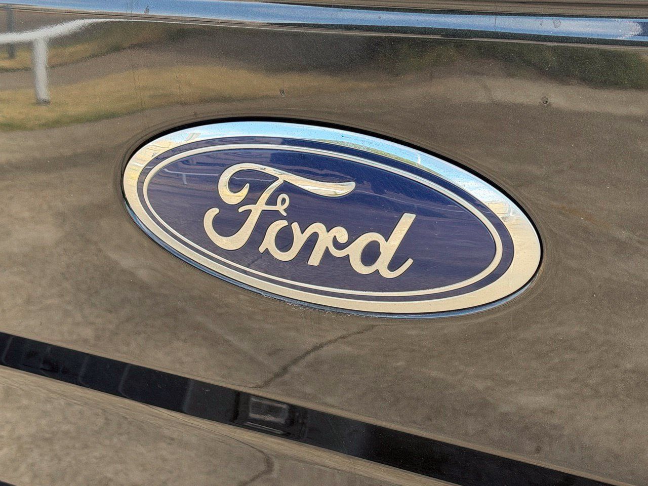 Used 2015 Ford F150 XLT w/ Equipment Group 301A Mid RWD image 7