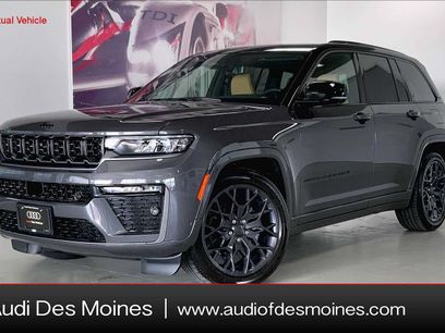 Used 2026 Jeep Grand Cherokee Summit w/ Obsidian Package
