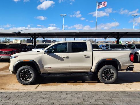 New 2026 GMC Canyon AT4 image 7