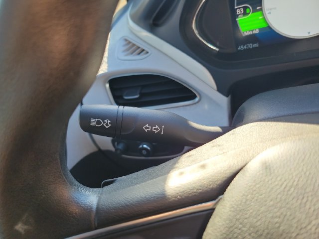 Used 2017 Chevrolet Bolt LT FWD image 13