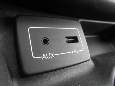 Used 2018 RAM ProMaster City Tradesman image 16