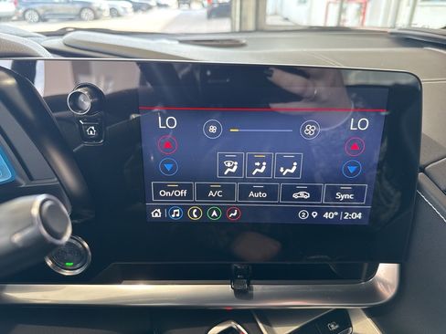 Used 2022 Chevrolet Corvette Stingray Preferred Cpe w/ Z51 Performance Package image 27