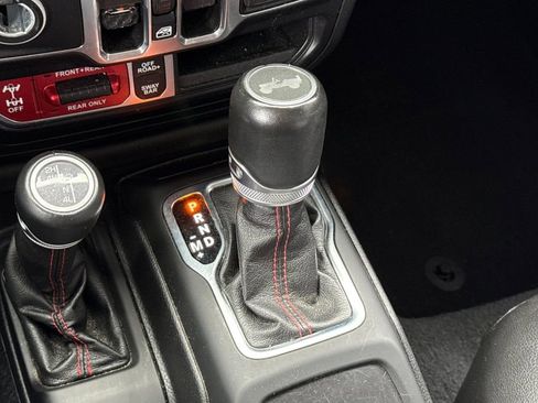 Used 2021 Jeep Wrangler Unlimited Rubicon image 31