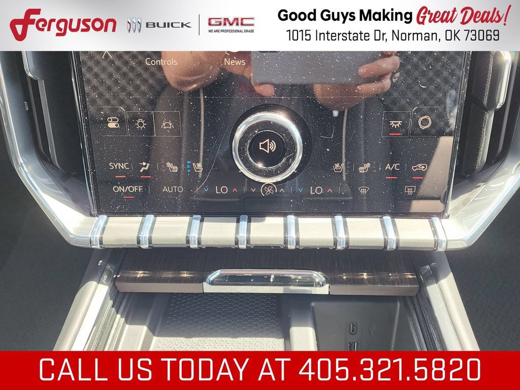 New 2026 GMC Acadia Denali w/ Super Cruise Package FWD image 32