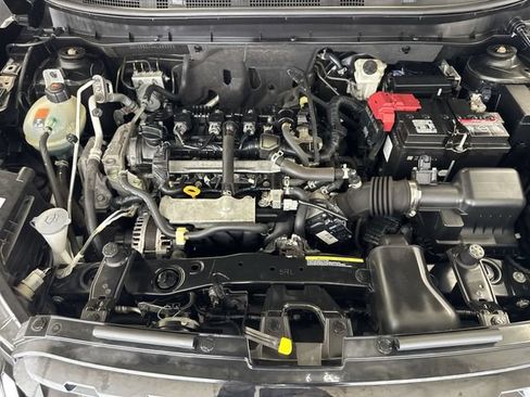 Used 2022 Nissan Kicks SV FWD image 26