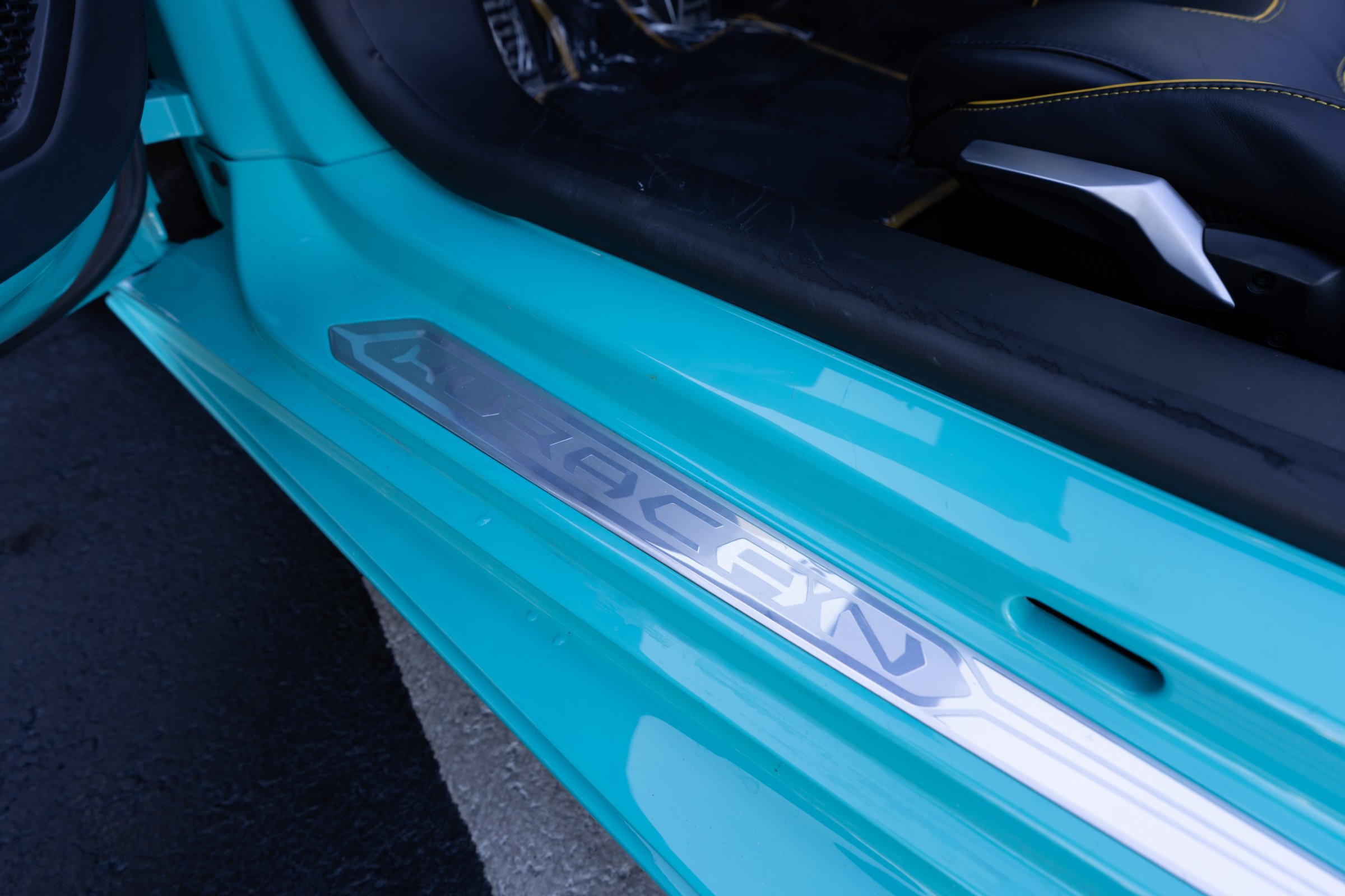 Used 2023 Lamborghini Huracan EVO RWD image 28