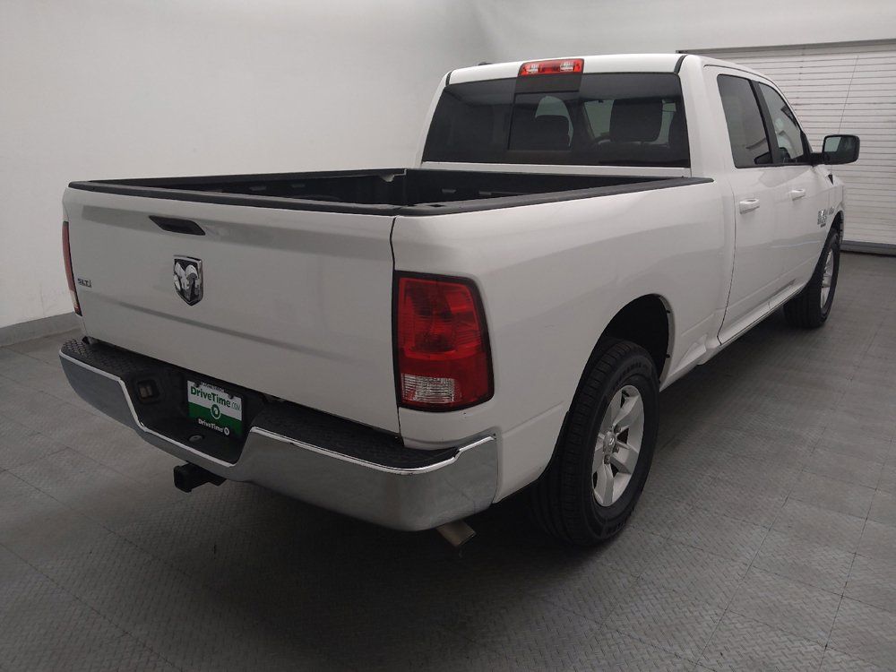 Used 2019 RAM 1500 Classic SLT RWD image 9