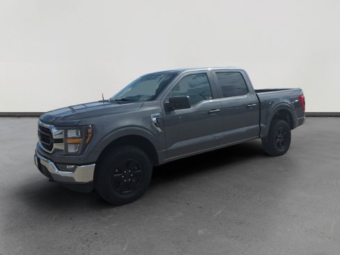 Used 2023 Ford F150 XLT AWD/4WD image 1